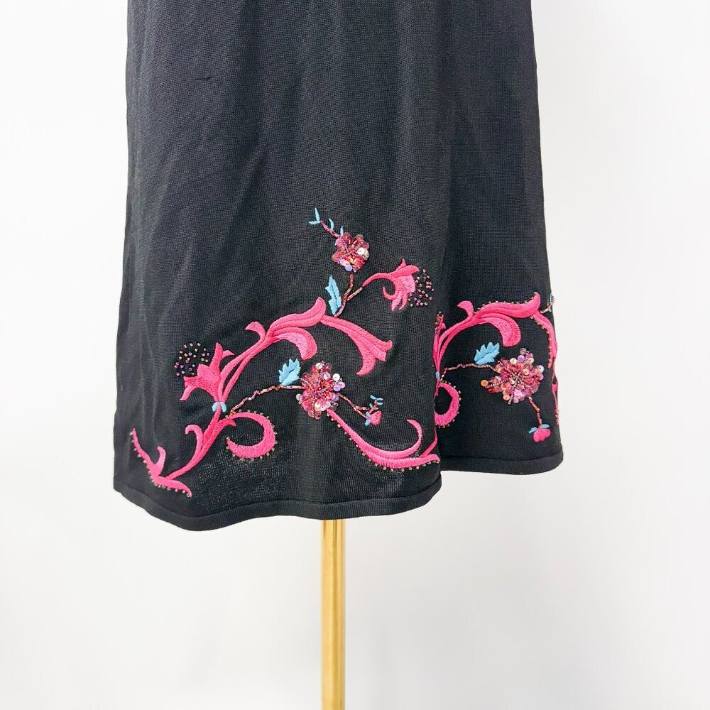 GORGEOUS VINTAGE BLACK KNIT BEADED EMBRODERIED DRESS - Picture 5 of 11